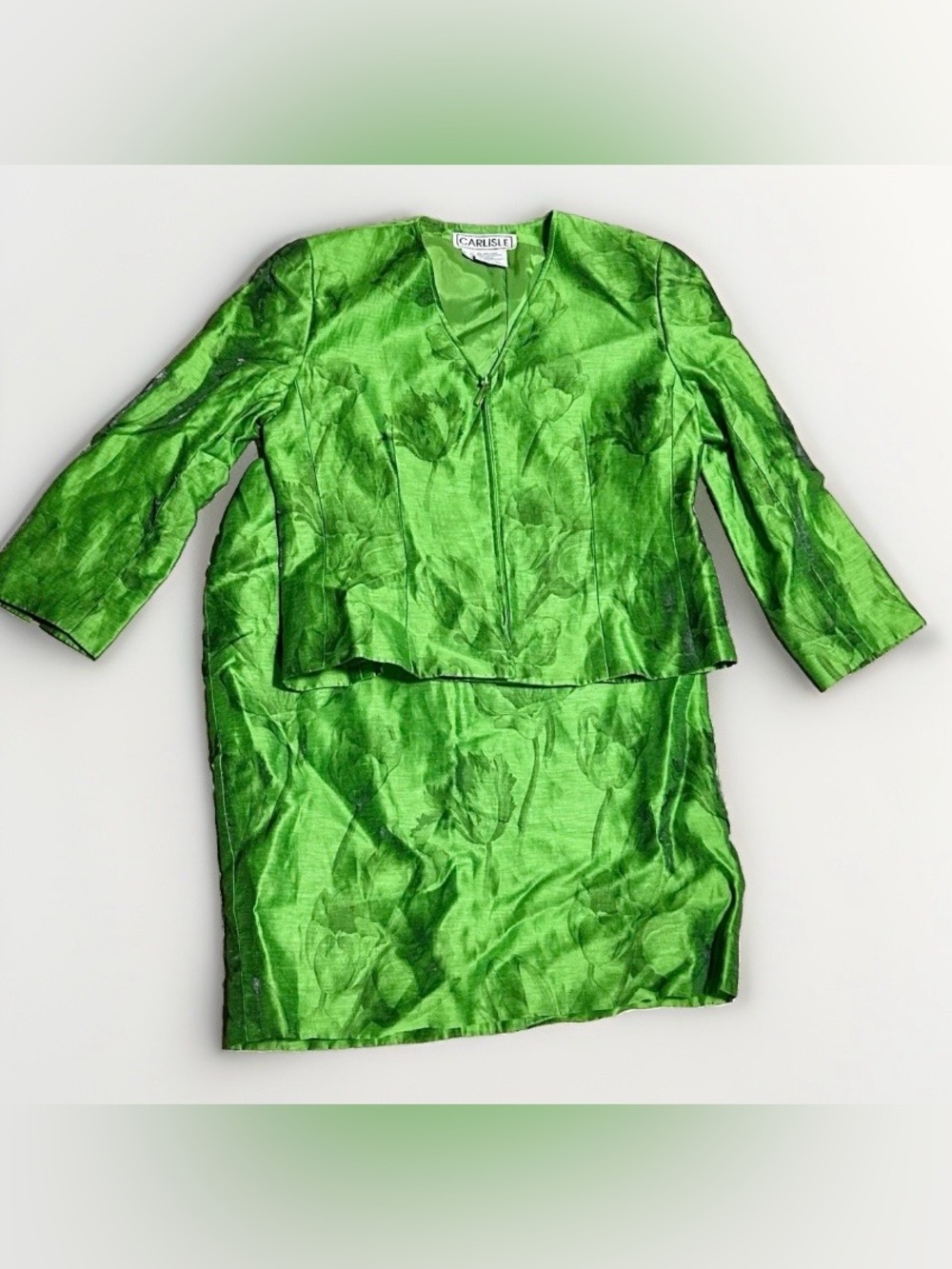 Carlisle Green 2-Piece Skirt Suit Size 6